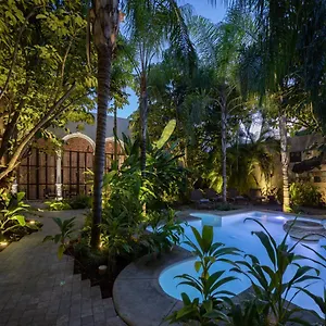 ***** Hotel Kuenuek Boutique Mexico